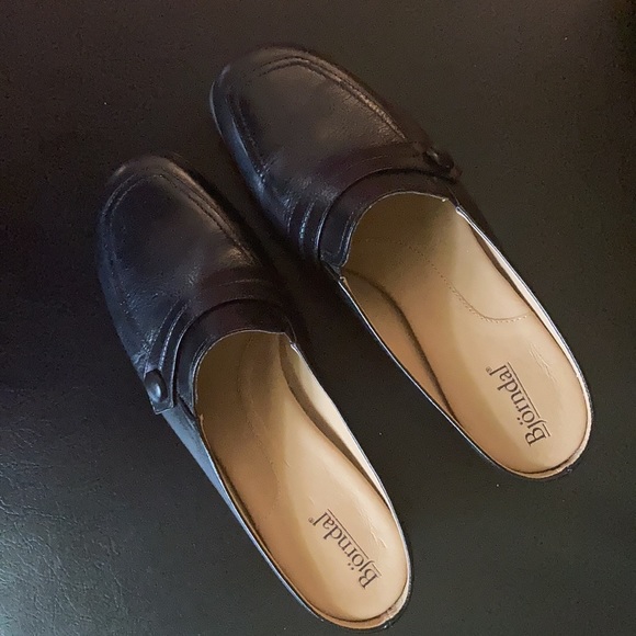 Bjorndal slides size 7 black - Picture 2 of 3